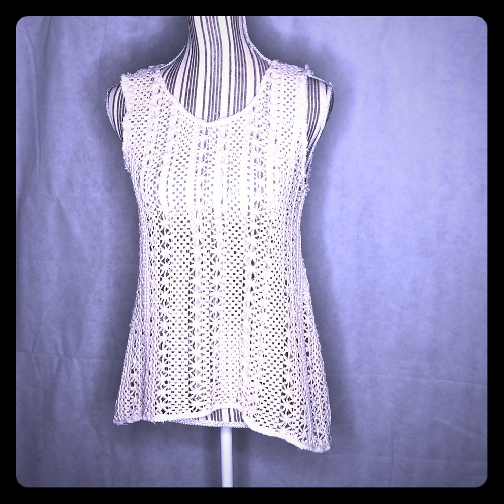 Ya Los Angeles BoHo crochet sleeveless like New